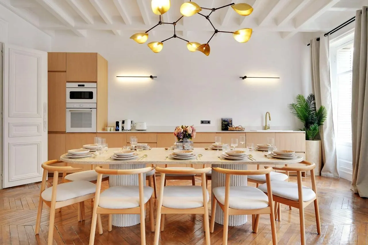 شقة Stunning Property - 4Br-10P - Louvre باريس