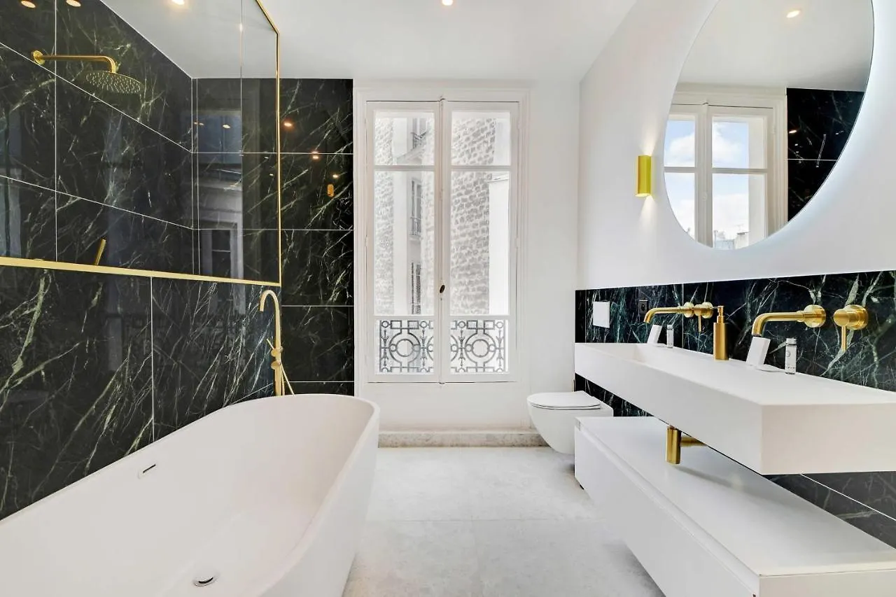 Stunning Property - 4Br-10P - Louvre Париж