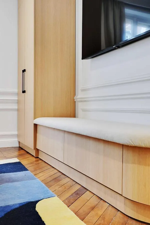 Апартаменты Stunning Property - 4Br-10P - Louvre Париж Франция