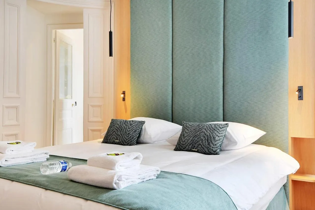 Stunning Property - 4Br-10P - Louvre Paris 0*,